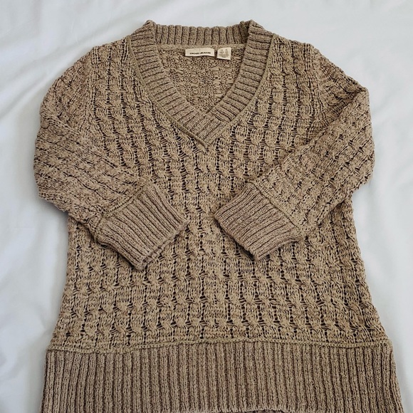 DKNY JEANS Woman’s Knitted V-Neck Sweater with 3/4 Sleeves. Size XL. - Picture 8 of 13